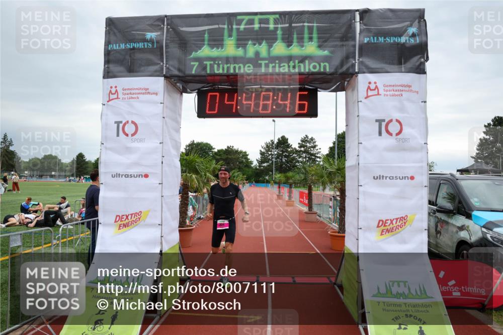 15.06.2025 - 7 Türme Triathlon Michael Strokosch http://msf.ph/oto/8007111 15.06.2025 14:48:46 Ziel 224, 308 meine-sportfotos.de