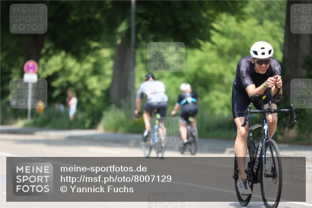 15.06.2025 - 7 Türme Triathlon Yannick Fuchs http://msf.ph/oto/8007129 15.06.2025 12:40:24 Radfahren 581 meine-sportfotos.de