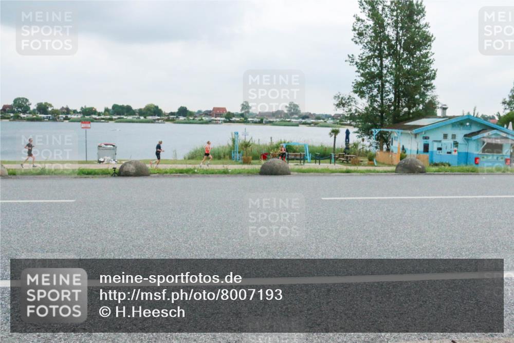 21.06.2025 - 27. Vierlanden-Triathlon H.Heesch http://msf.ph/oto/8007193 15.06.2025 13:19:14 Radfahren 1179 meine-sportfotos.de