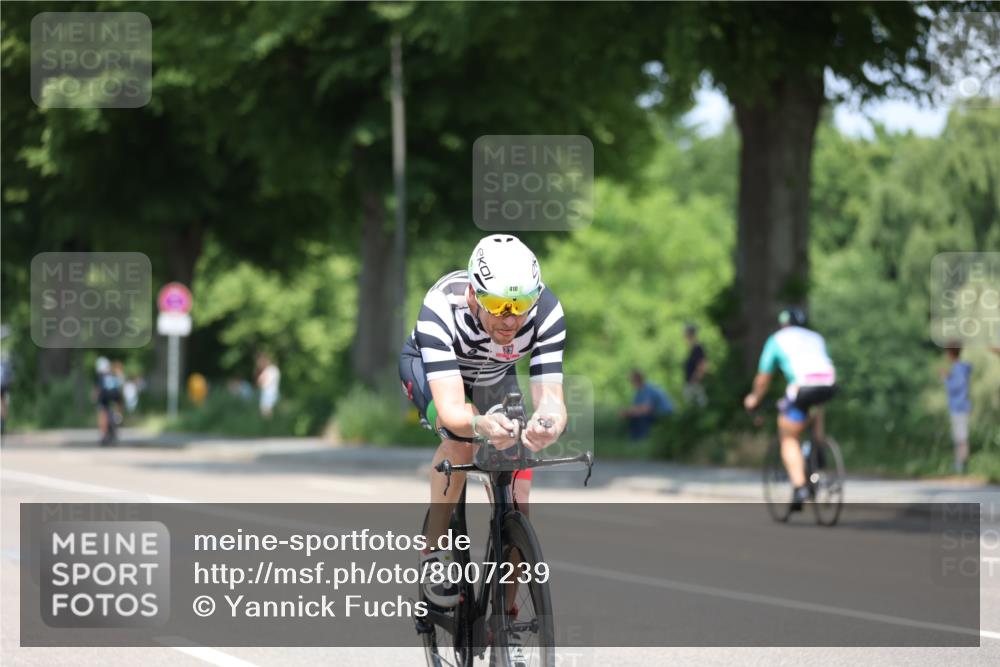 15.06.2025 - 7 Türme Triathlon Yannick Fuchs http://msf.ph/oto/8007239 15.06.2025 12:40:28 Radfahren 581 meine-sportfotos.de