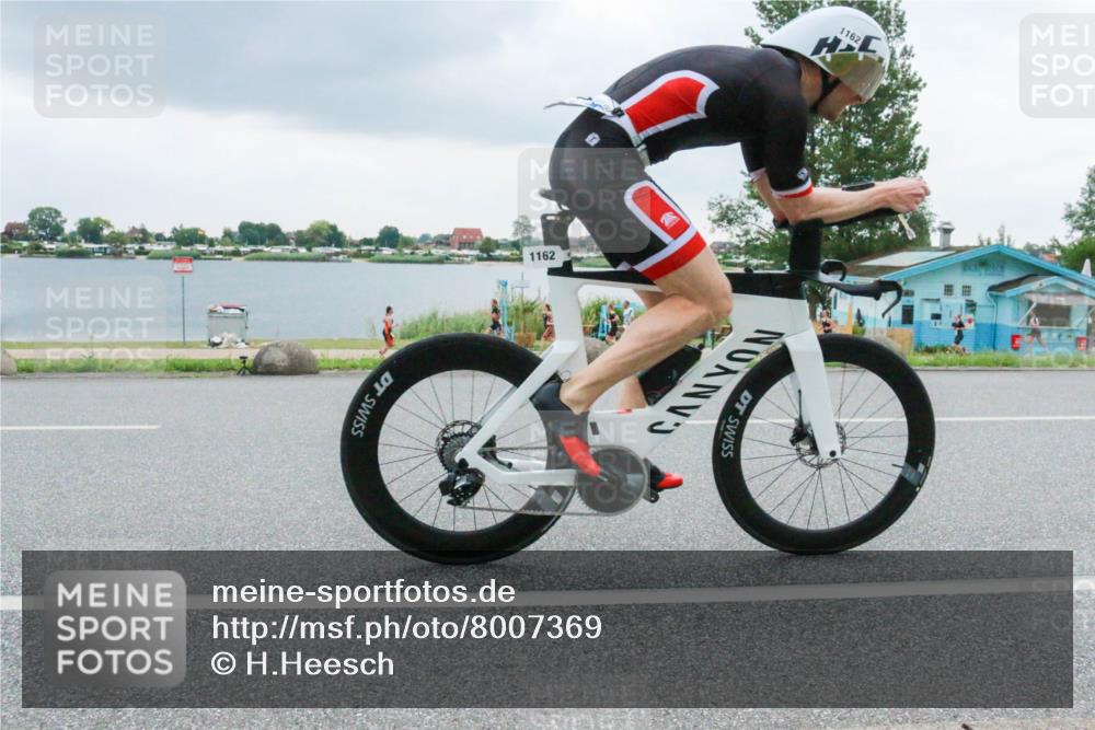 21.06.2025 - 27. Vierlanden-Triathlon H.Heesch http://msf.ph/oto/8007369 15.06.2025 13:23:49 Radfahren 1118, 1145, 1162 meine-sportfotos.de