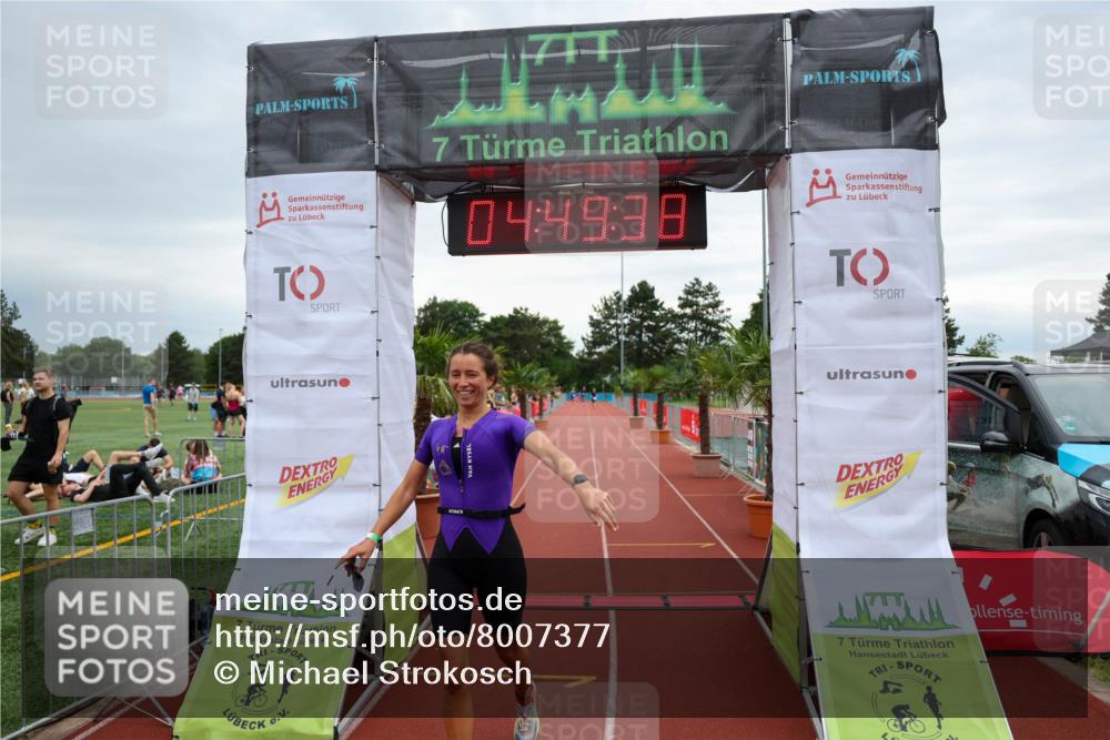 15.06.2025 - 7 Türme Triathlon Michael Strokosch http://msf.ph/oto/8007377 15.06.2025 14:49:38 Ziel 482 meine-sportfotos.de