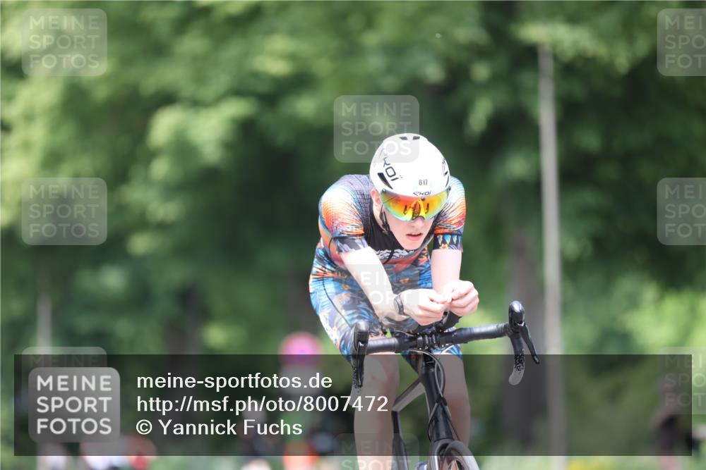 15.06.2025 - 7 Türme Triathlon Yannick Fuchs http://msf.ph/oto/8007472 15.06.2025 13:21:22 Radfahren 369, 671, 817 meine-sportfotos.de