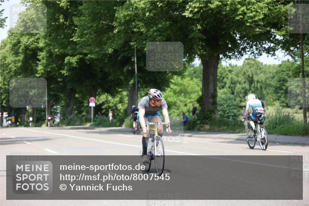 15.06.2025 - 7 Türme Triathlon Yannick Fuchs http://msf.ph/oto/8007545 15.06.2025 12:40:44 Radfahren 337, 514, 535 meine-sportfotos.de
