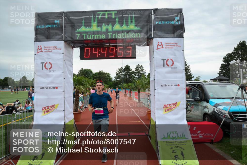 15.06.2025 - 7 Türme Triathlon Michael Strokosch http://msf.ph/oto/8007547 15.06.2025 14:49:52 Ziel 277, 650 meine-sportfotos.de