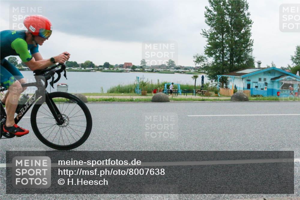 21.06.2025 - 27. Vierlanden-Triathlon H.Heesch http://msf.ph/oto/8007638 15.06.2025 13:25:45 Radfahren 1137, 1238 meine-sportfotos.de