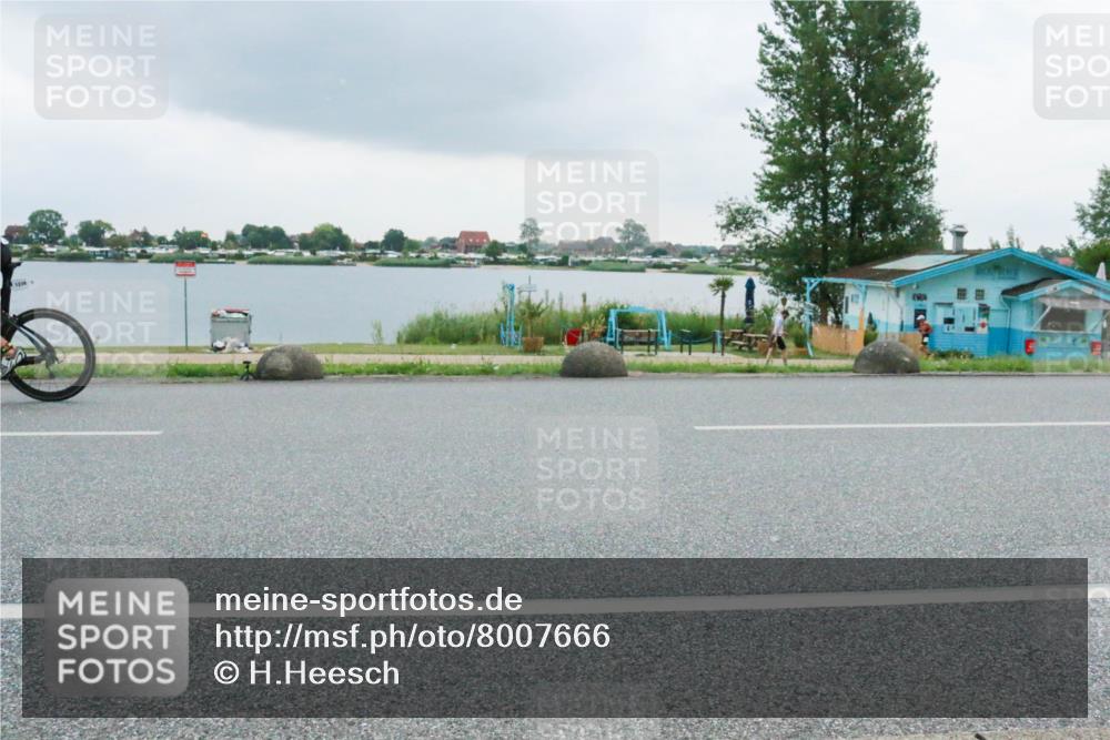 21.06.2025 - 27. Vierlanden-Triathlon H.Heesch http://msf.ph/oto/8007666 15.06.2025 13:25:47 Radfahren 1120, 1137, 1238 meine-sportfotos.de