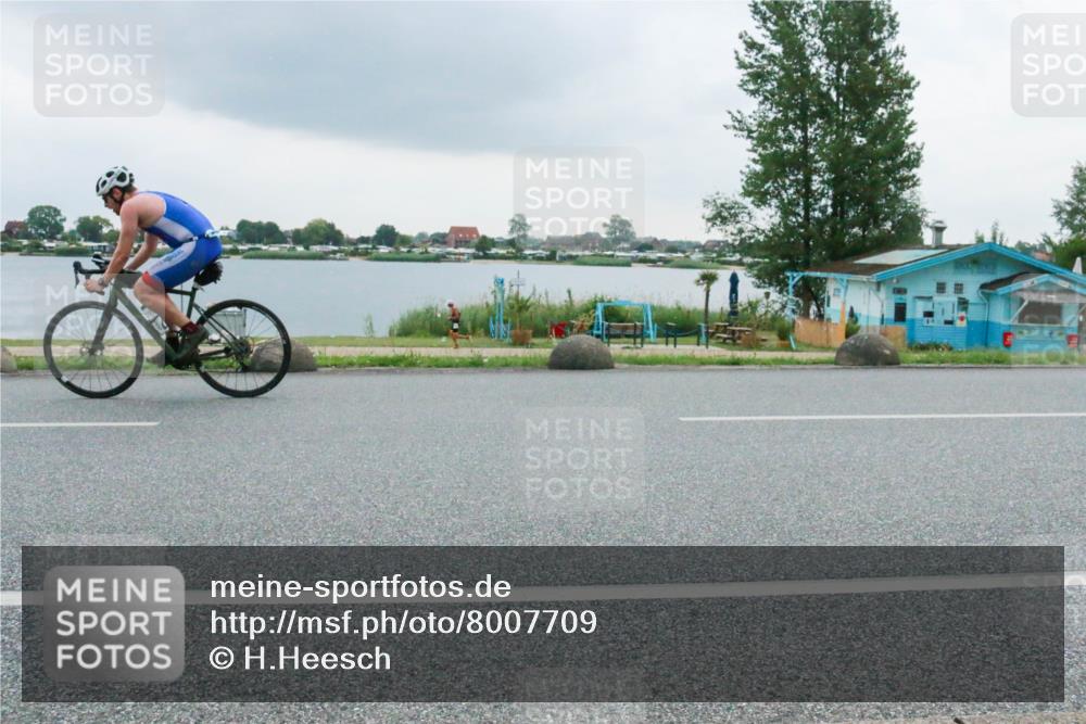 21.06.2025 - 27. Vierlanden-Triathlon H.Heesch http://msf.ph/oto/8007709 15.06.2025 13:25:53 Radfahren 1120, 1238, 1277, 1285 meine-sportfotos.de