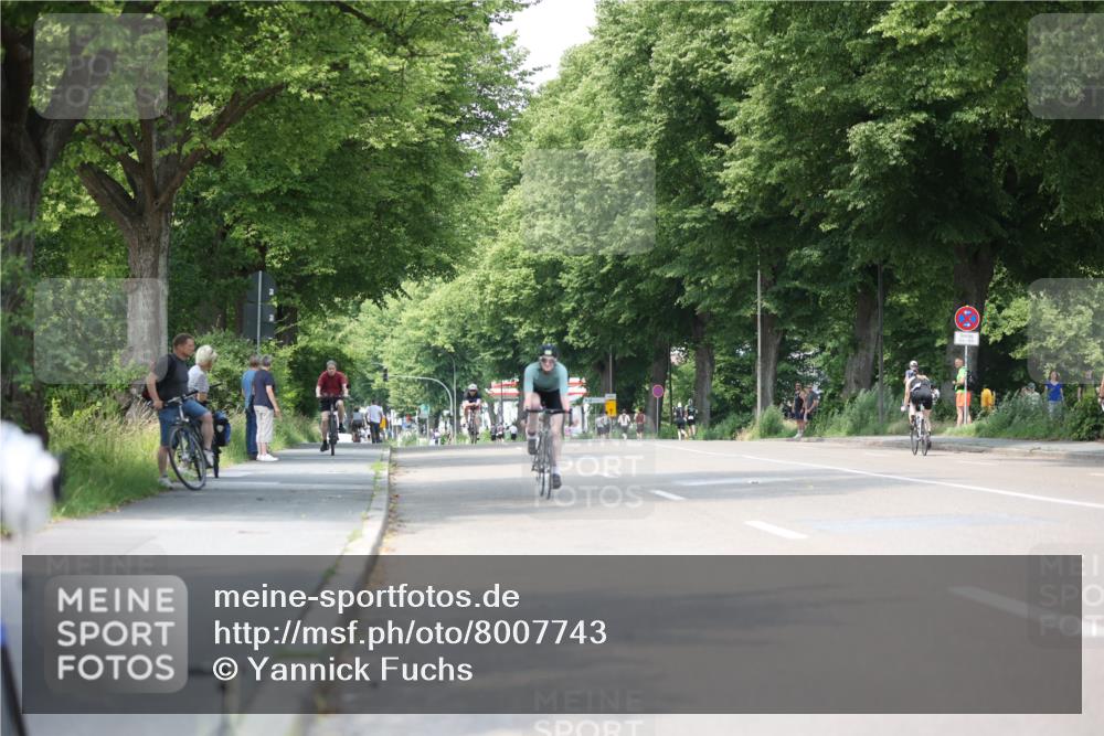 15.06.2025 - 7 Türme Triathlon Yannick Fuchs http://msf.ph/oto/8007743 15.06.2025 13:21:40 Radfahren 341, 405, 629, 714 meine-sportfotos.de