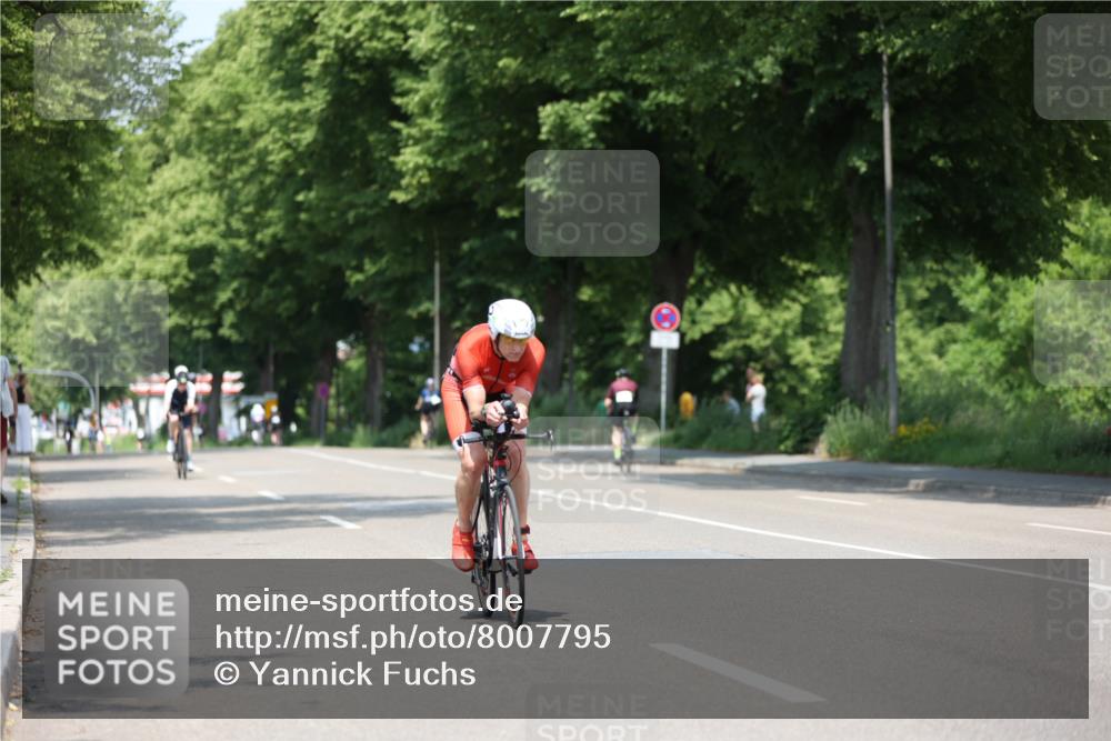 15.06.2025 - 7 Türme Triathlon Yannick Fuchs http://msf.ph/oto/8007795 15.06.2025 12:40:57 Radfahren 201, 221, 254, 283, 465 meine-sportfotos.de