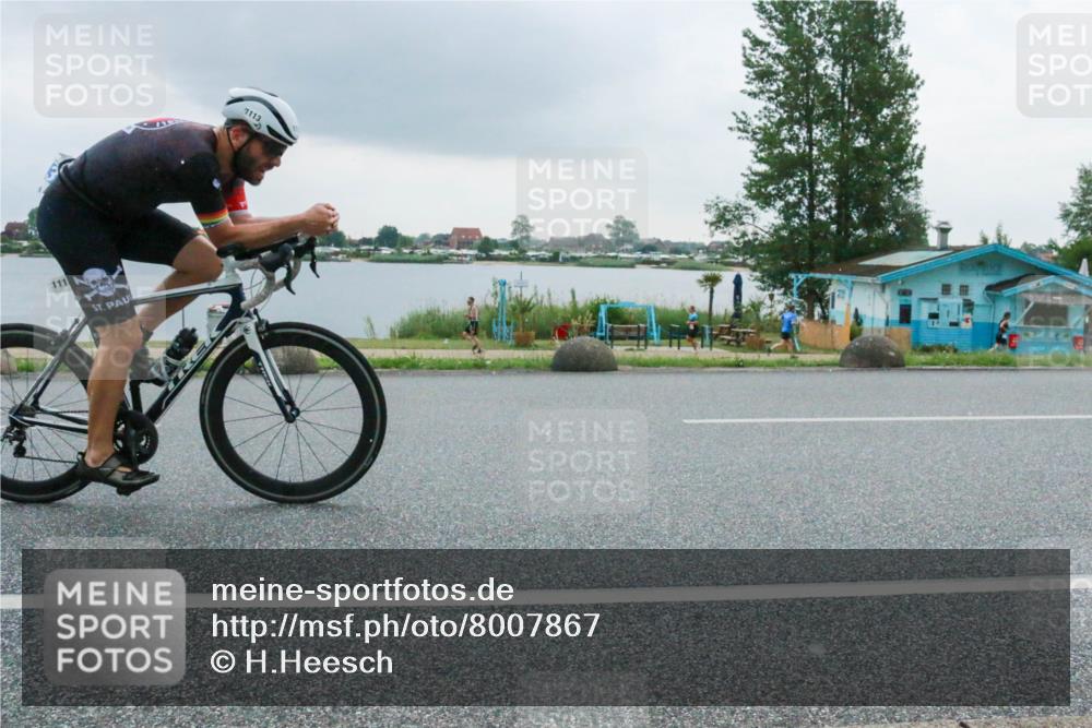 21.06.2025 - 27. Vierlanden-Triathlon H.Heesch http://msf.ph/oto/8007867 15.06.2025 13:26:25 Radfahren 1113, 1157, 1303 meine-sportfotos.de