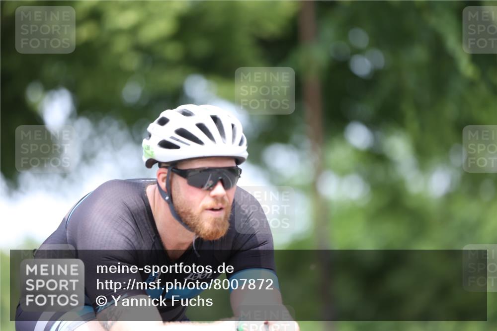 15.06.2025 - 7 Türme Triathlon Yannick Fuchs http://msf.ph/oto/8007872 15.06.2025 13:21:47 Radfahren  meine-sportfotos.de