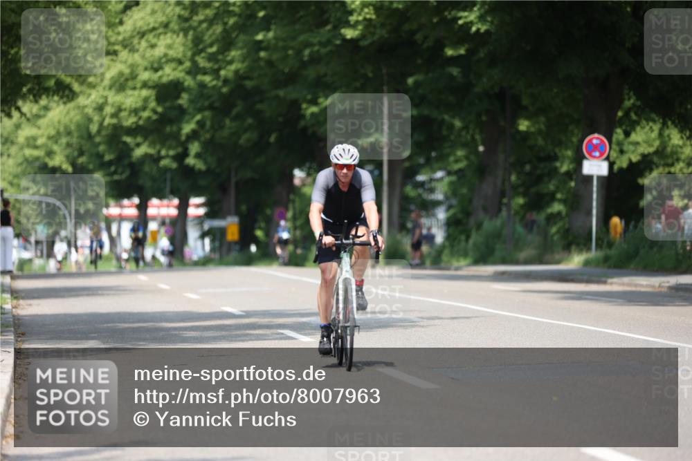15.06.2025 - 7 Türme Triathlon Yannick Fuchs http://msf.ph/oto/8007963 15.06.2025 12:41:01 Radfahren 201, 221, 254, 283, 323 meine-sportfotos.de