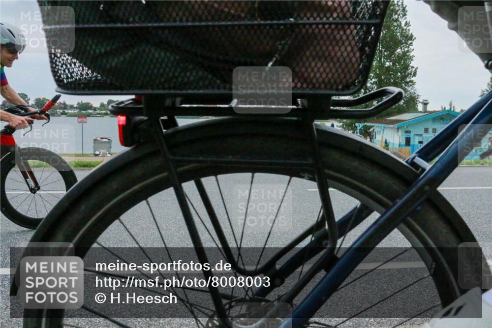 21.06.2025 - 27. Vierlanden-Triathlon H.Heesch http://msf.ph/oto/8008003 15.06.2025 13:26:37 Radfahren 1108, 1112, 1123, 1132, 1143, 1160, 1300 meine-sportfotos.de