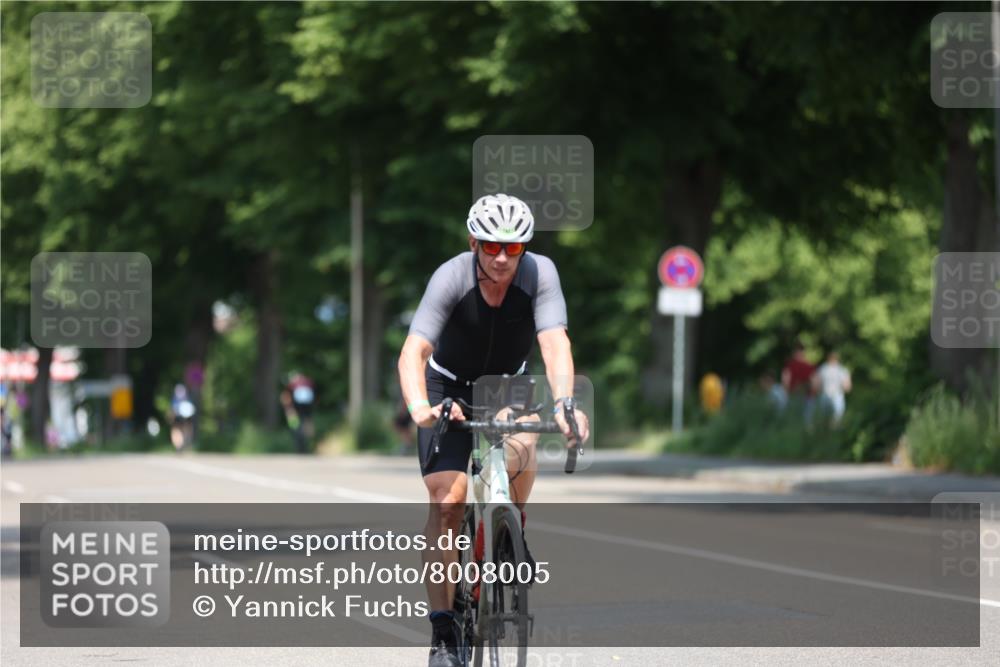 15.06.2025 - 7 Türme Triathlon Yannick Fuchs http://msf.ph/oto/8008005 15.06.2025 12:41:02 Radfahren 201, 214, 221, 283, 323 meine-sportfotos.de