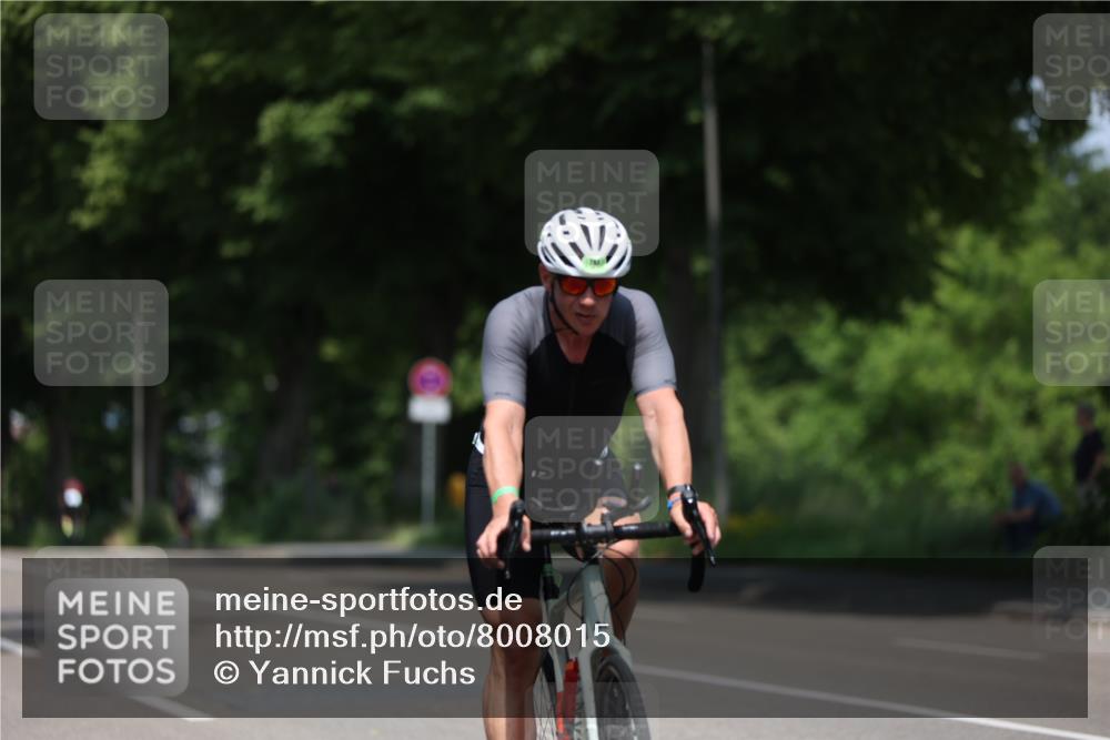 15.06.2025 - 7 Türme Triathlon Yannick Fuchs http://msf.ph/oto/8008015 15.06.2025 12:41:02 Radfahren 201, 214, 221, 283, 323 meine-sportfotos.de