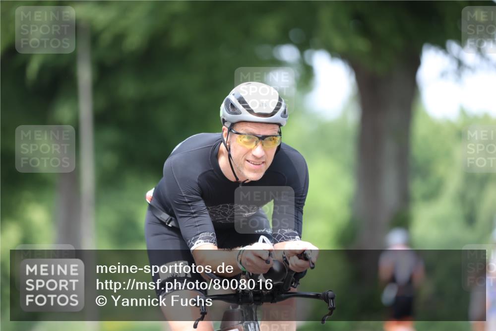 15.06.2025 - 7 Türme Triathlon Yannick Fuchs http://msf.ph/oto/8008016 15.06.2025 13:22:12 Radfahren 458, 678, 937, 983, 1133 meine-sportfotos.de