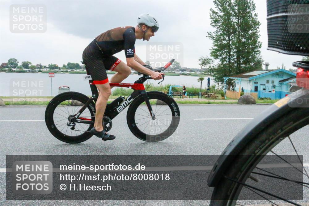 21.06.2025 - 27. Vierlanden-Triathlon H.Heesch http://msf.ph/oto/8008018 15.06.2025 13:26:37 Radfahren 1108, 1112, 1123, 1132, 1143, 1160, 1300 meine-sportfotos.de