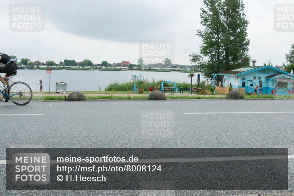 21.06.2025 - 27. Vierlanden-Triathlon H.Heesch http://msf.ph/oto/8008124 15.06.2025 13:26:42 Radfahren 1103, 1132, 1160, 1247, 1308 meine-sportfotos.de