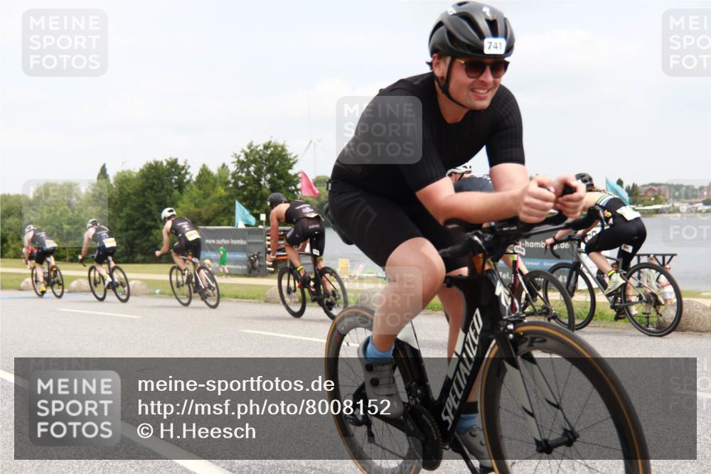 21.06.2025 - 27. Vierlanden-Triathlon H.Heesch http://msf.ph/oto/8008152 15.06.2025 12:14:19 Radfahren 741, 1029, 1031, 1032, 1033 meine-sportfotos.de