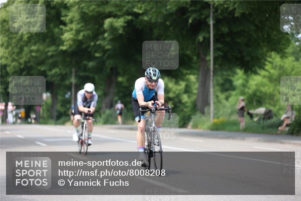 15.06.2025 - 7 Türme Triathlon Yannick Fuchs http://msf.ph/oto/8008208 15.06.2025 13:22:24 Radfahren 260, 631, 803 meine-sportfotos.de