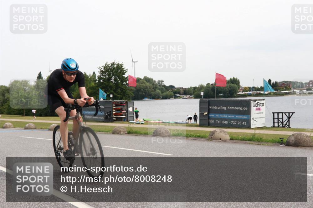 15.06.2025 - 27. Vierlanden-Triathlon H.Heesch http://msf.ph/oto/8008248 15.06.2025 10:47:10 Radfahren 68, 143, 169, 370 meine-sportfotos.de