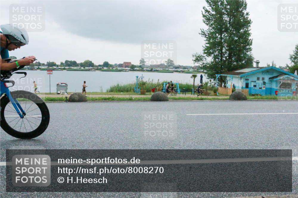 21.06.2025 - 27. Vierlanden-Triathlon H.Heesch http://msf.ph/oto/8008270 15.06.2025 13:27:04 Radfahren 1098, 1134, 1140, 1273 meine-sportfotos.de
