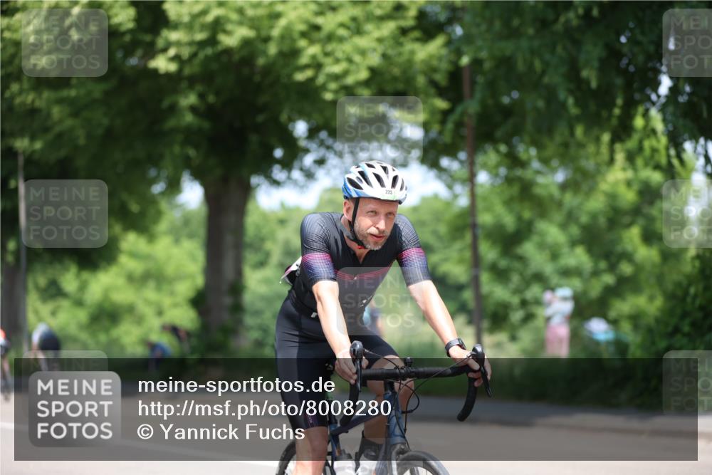 15.06.2025 - 7 Türme Triathlon Yannick Fuchs http://msf.ph/oto/8008280 15.06.2025 12:41:46 Radfahren 223, 455, 475 meine-sportfotos.de