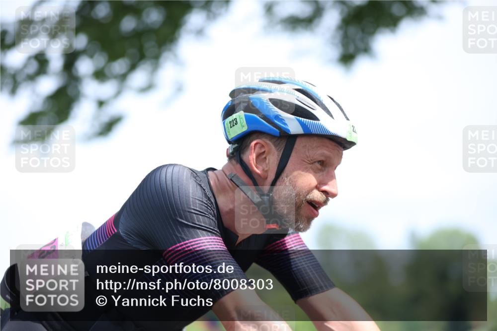 15.06.2025 - 7 Türme Triathlon Yannick Fuchs http://msf.ph/oto/8008303 15.06.2025 12:41:46 Radfahren 223, 455, 475 meine-sportfotos.de