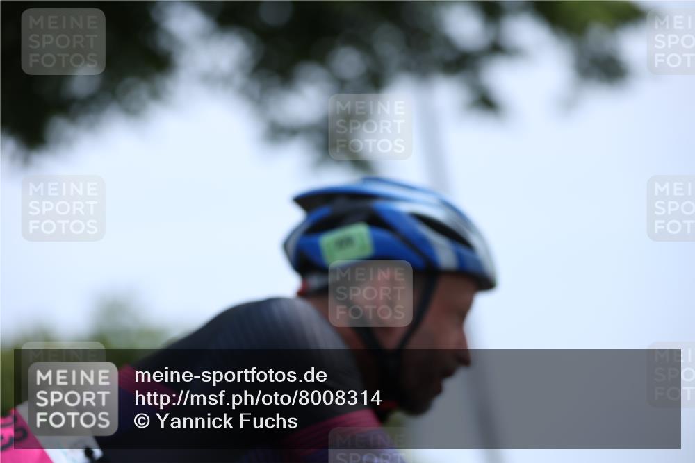15.06.2025 - 7 Türme Triathlon Yannick Fuchs http://msf.ph/oto/8008314 15.06.2025 12:41:46 Radfahren 223, 455, 475 meine-sportfotos.de