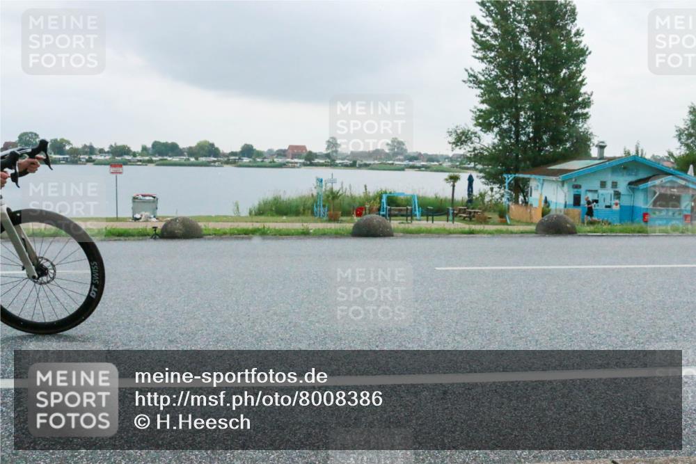 21.06.2025 - 27. Vierlanden-Triathlon H.Heesch http://msf.ph/oto/8008386 15.06.2025 13:27:14 Radfahren 1119, 1146, 1155, 1299 meine-sportfotos.de