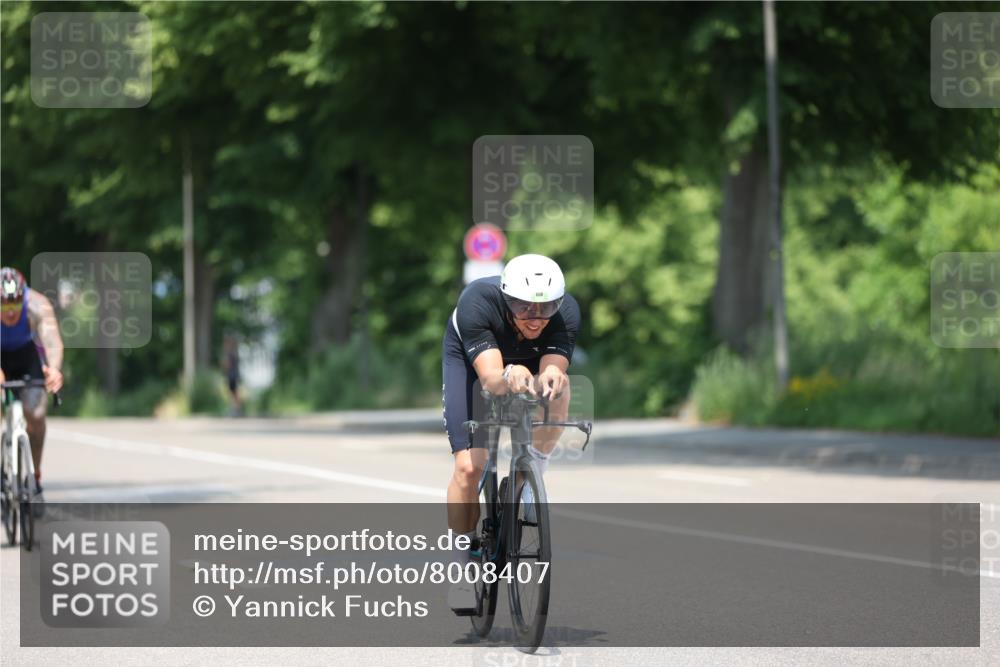 15.06.2025 - 7 Türme Triathlon Yannick Fuchs http://msf.ph/oto/8008407 15.06.2025 12:42:16 Radfahren 263, 297, 556, 571, 611, 645 meine-sportfotos.de