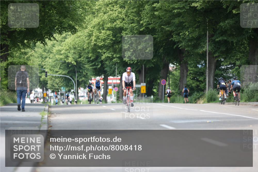 15.06.2025 - 7 Türme Triathlon Yannick Fuchs http://msf.ph/oto/8008418 15.06.2025 13:22:41 Radfahren 661, 766 meine-sportfotos.de