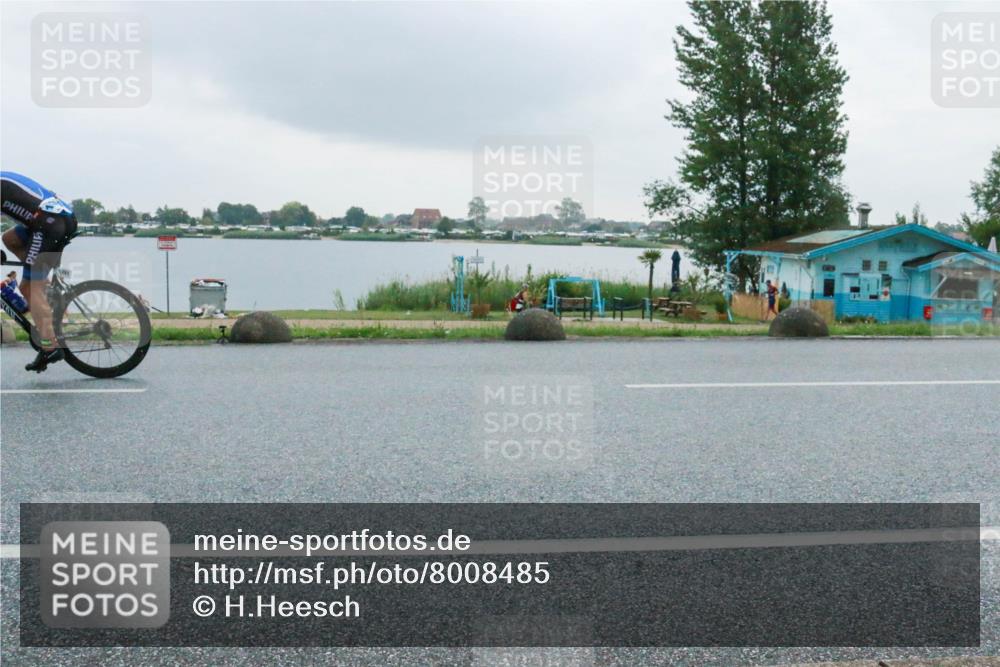 21.06.2025 - 27. Vierlanden-Triathlon H.Heesch http://msf.ph/oto/8008485 15.06.2025 13:27:36 Radfahren 1291 meine-sportfotos.de