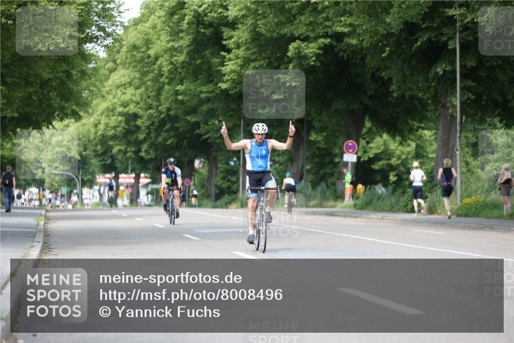 15.06.2025 - 7 Türme Triathlon Yannick Fuchs http://msf.ph/oto/8008496 15.06.2025 13:22:47 Radfahren 661, 766 meine-sportfotos.de