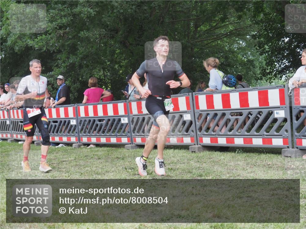 21.06.2025 - 27. Vierlanden-Triathlon KatJ http://msf.ph/oto/8008504 15.06.2025 13:02:22 Ziel 73, 137, 727, 1029, 1030, 1031, 1033 meine-sportfotos.de
