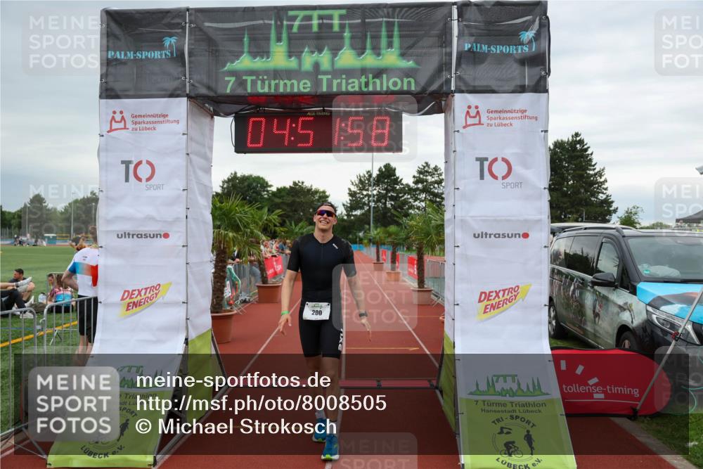 15.06.2025 - 7 Türme Triathlon Michael Strokosch http://msf.ph/oto/8008505 15.06.2025 14:51:58 Ziel 200 meine-sportfotos.de
