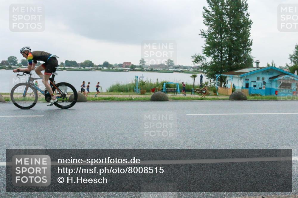 21.06.2025 - 27. Vierlanden-Triathlon H.Heesch http://msf.ph/oto/8008515 15.06.2025 13:27:38 Radfahren 1239, 1291 meine-sportfotos.de