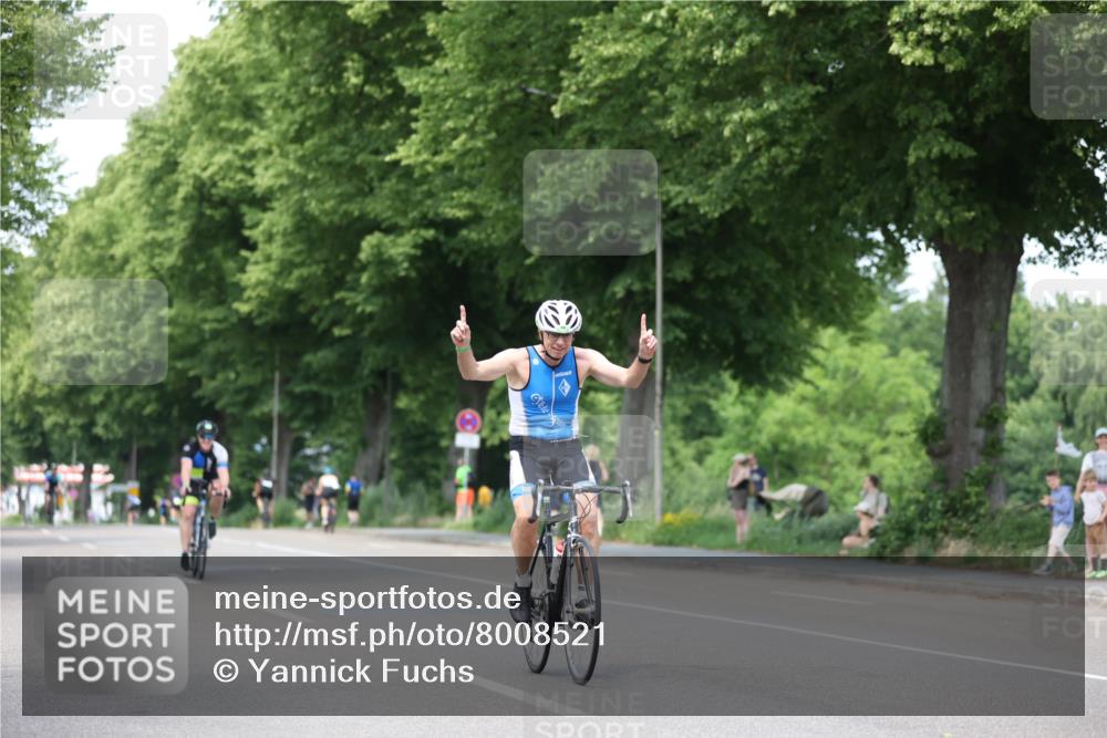 15.06.2025 - 7 Türme Triathlon Yannick Fuchs http://msf.ph/oto/8008521 15.06.2025 13:22:48 Radfahren 661 meine-sportfotos.de