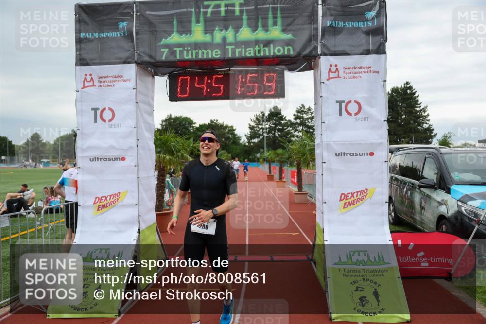 15.06.2025 - 7 Türme Triathlon Michael Strokosch http://msf.ph/oto/8008561 15.06.2025 14:51:59 Ziel 200 meine-sportfotos.de