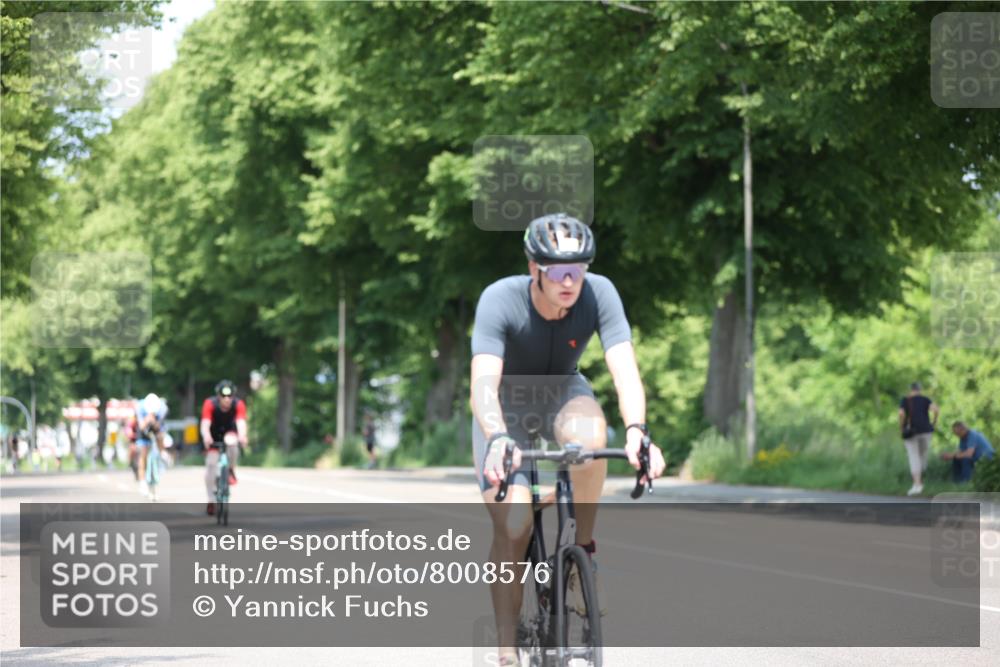 15.06.2025 - 7 Türme Triathlon Yannick Fuchs http://msf.ph/oto/8008576 15.06.2025 12:42:20 Radfahren 263, 297, 337, 556, 571, 611, 645 meine-sportfotos.de