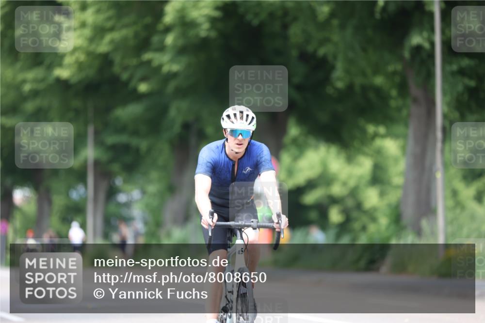 15.06.2025 - 7 Türme Triathlon Yannick Fuchs http://msf.ph/oto/8008650 15.06.2025 13:23:06 Radfahren 1171 meine-sportfotos.de
