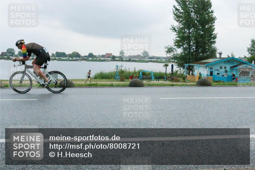 21.06.2025 - 27. Vierlanden-Triathlon H.Heesch http://msf.ph/oto/8008721 15.06.2025 13:27:57 Radfahren 1232, 1244, 1246, 1251, 1255 meine-sportfotos.de