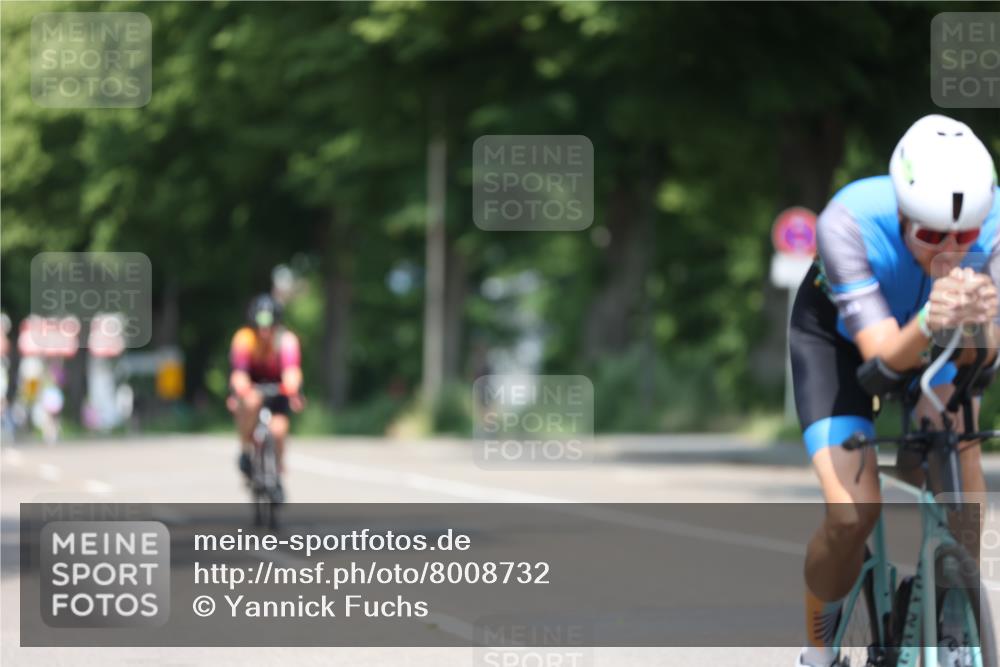 15.06.2025 - 7 Türme Triathlon Yannick Fuchs http://msf.ph/oto/8008732 15.06.2025 12:42:23 Radfahren 254, 263, 297, 337, 556, 571, 645 meine-sportfotos.de
