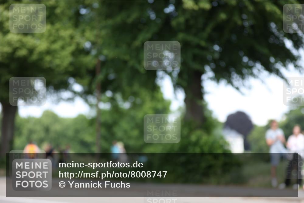 15.06.2025 - 7 Türme Triathlon Yannick Fuchs http://msf.ph/oto/8008747 15.06.2025 13:23:12 Radfahren 594, 1171 meine-sportfotos.de