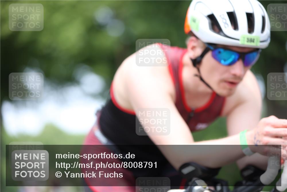15.06.2025 - 7 Türme Triathlon Yannick Fuchs http://msf.ph/oto/8008791 15.06.2025 13:23:15 Radfahren 594, 1171 meine-sportfotos.de