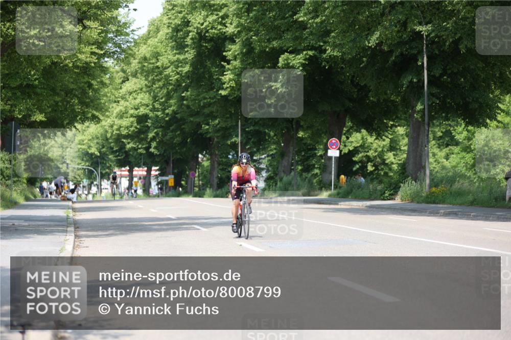 15.06.2025 - 7 Türme Triathlon Yannick Fuchs http://msf.ph/oto/8008799 15.06.2025 12:42:24 Radfahren 233, 254, 263, 297, 337, 465, 556, 571, 645 meine-sportfotos.de