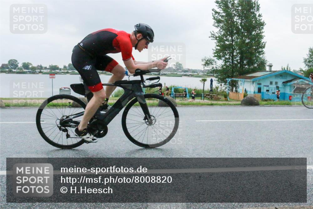 21.06.2025 - 27. Vierlanden-Triathlon H.Heesch http://msf.ph/oto/8008820 15.06.2025 13:28:03 Radfahren 1115, 1246, 1251, 1270, 1275, 1294, 1295 meine-sportfotos.de