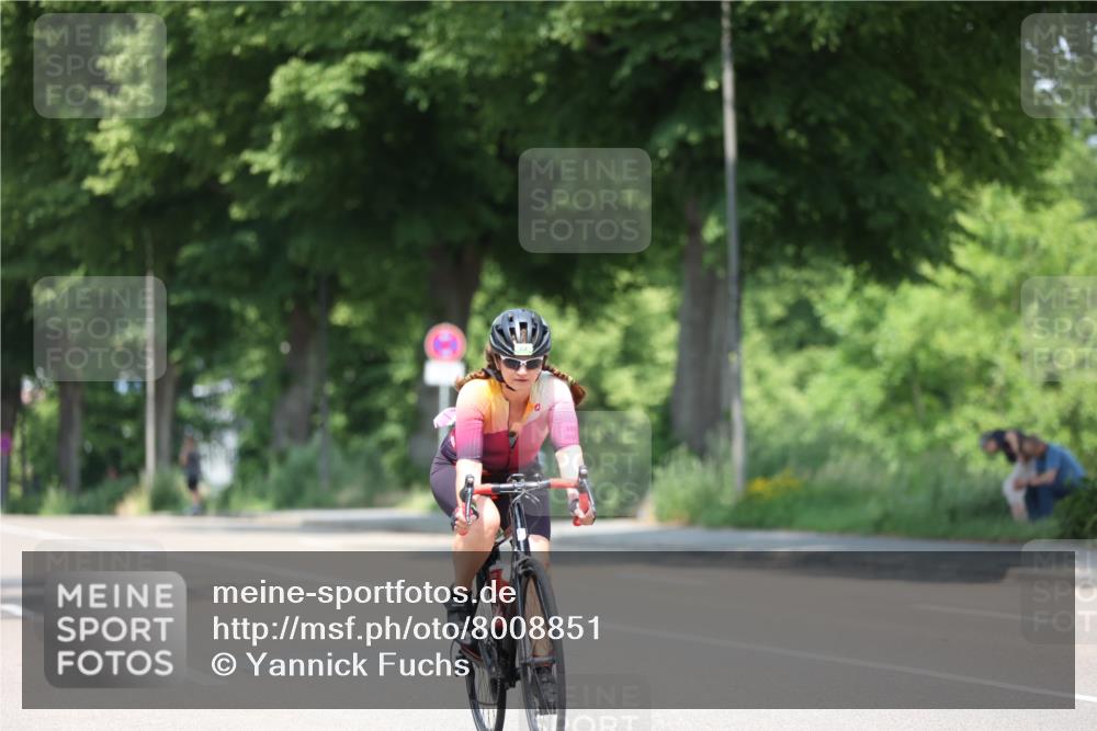 15.06.2025 - 7 Türme Triathlon Yannick Fuchs http://msf.ph/oto/8008851 15.06.2025 12:42:25 Radfahren 233, 254, 263, 297, 337, 465, 556, 645 meine-sportfotos.de