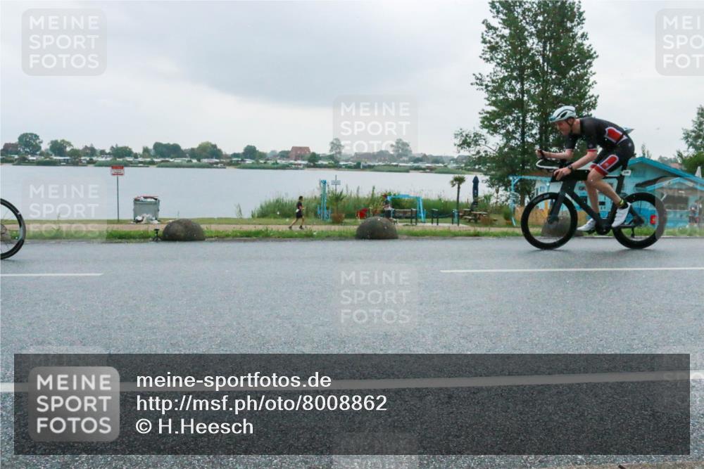 21.06.2025 - 27. Vierlanden-Triathlon H.Heesch http://msf.ph/oto/8008862 15.06.2025 13:28:14 Radfahren 1136, 1259, 1263, 1271 meine-sportfotos.de